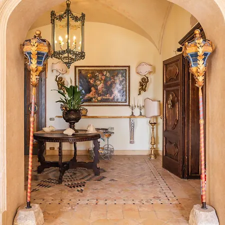 Palazzo Nobili 4*
