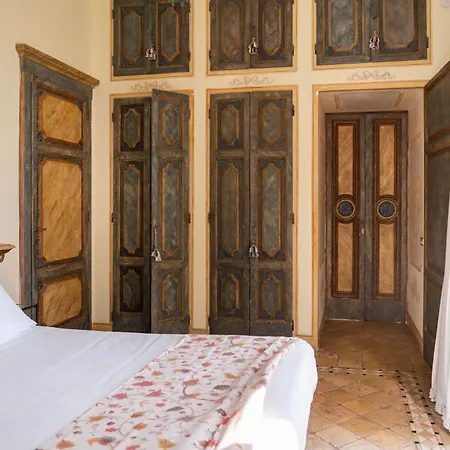 بيت ضيافة Palazzo Nobili 4*